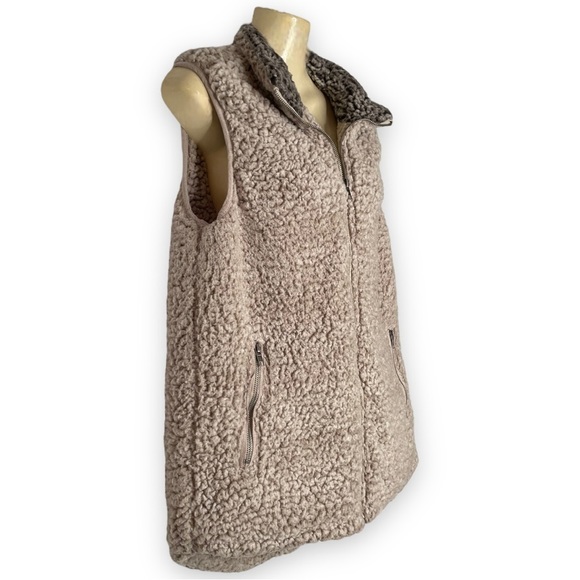 Thread + Supply Sherpa Sleeveless Vest Jacket Plush Fleece Top Size Medium - Picture 7 of 7